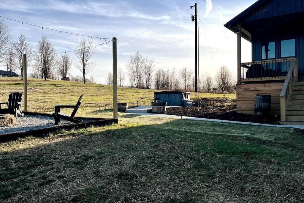 Lawrenceburg Bourbon Barrel Cottages #1 Of 5 On Kentucky Trail מראה חיצוני תמונה